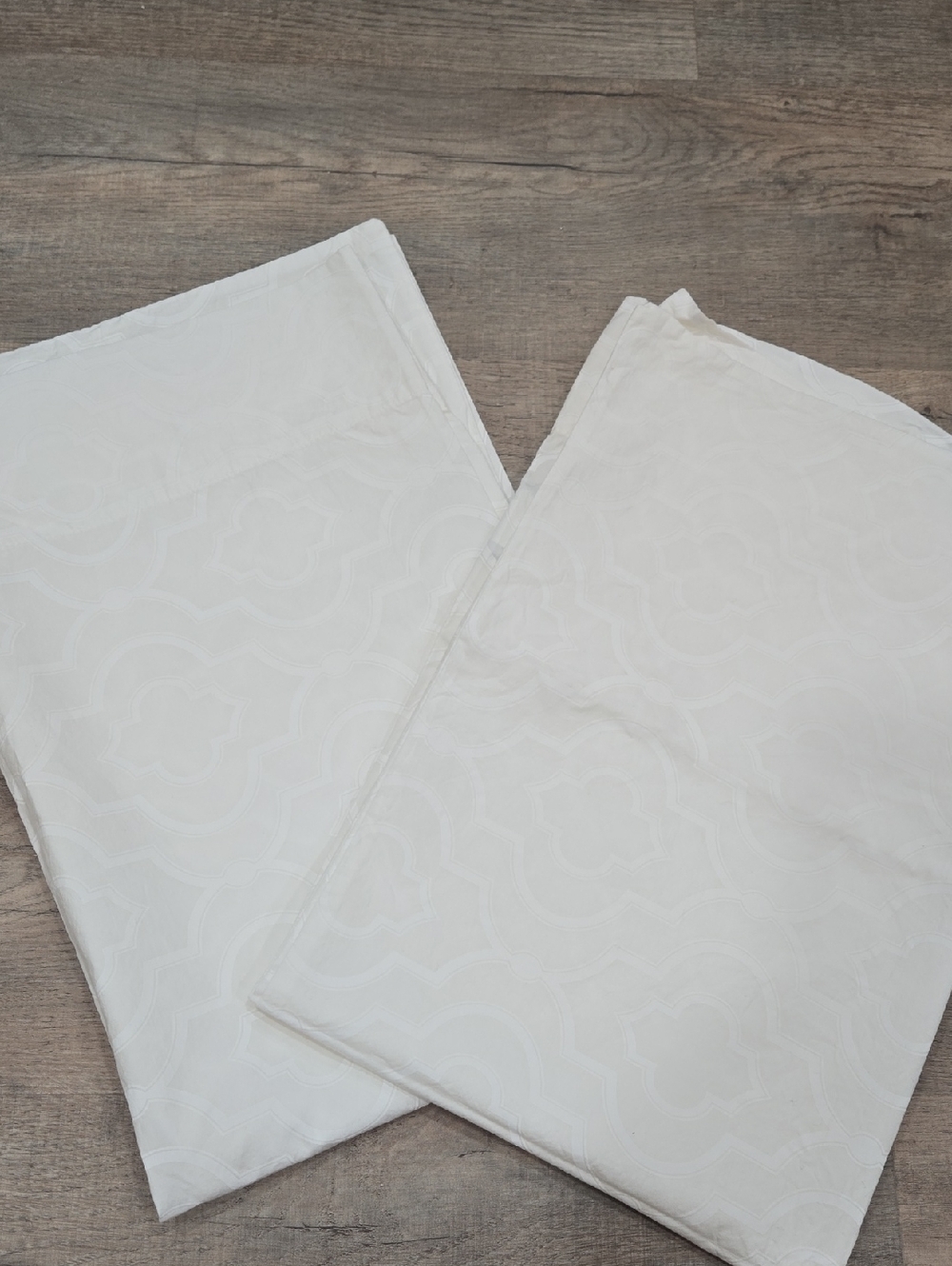 BELLORA King Pillowcases!